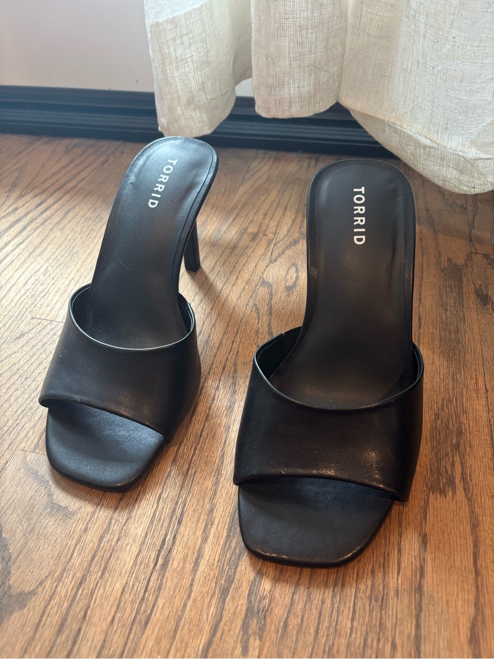 Torrid (WW) New Faux Leather Black Open Square Toe Slide Heels - Picture 1 of 4